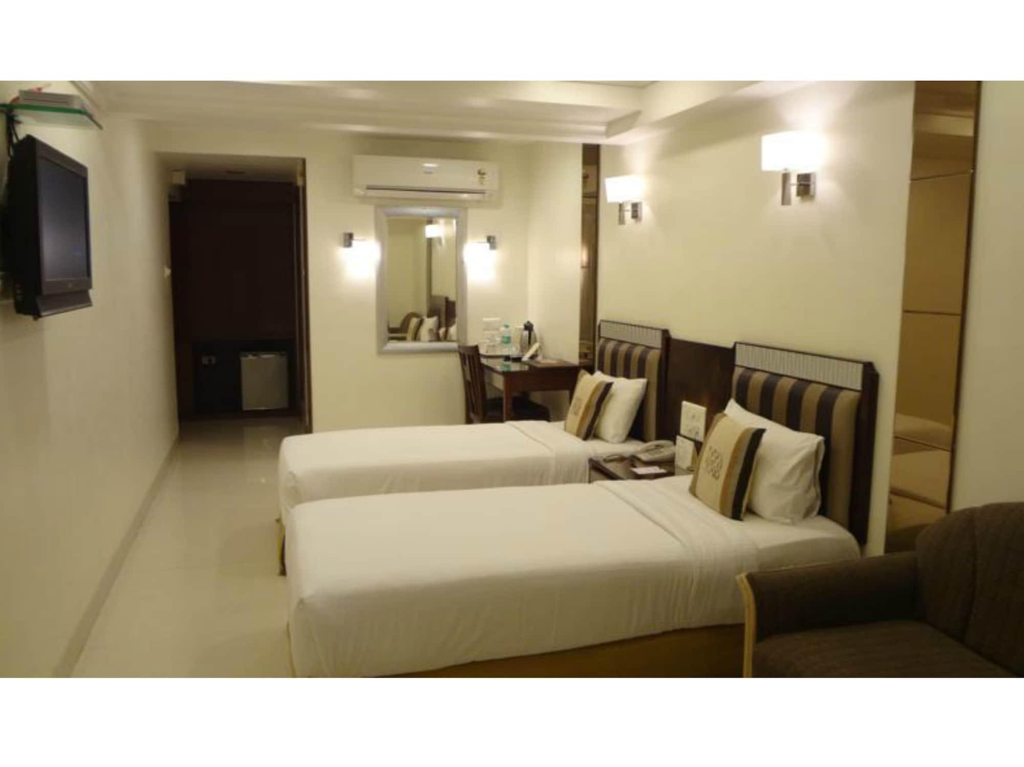 Hotel Suba Palace Bombay Extérieur photo